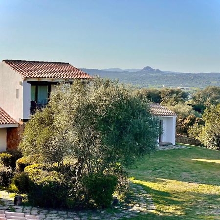Punta D'Acu Country Resort Arzachena Exterior photo